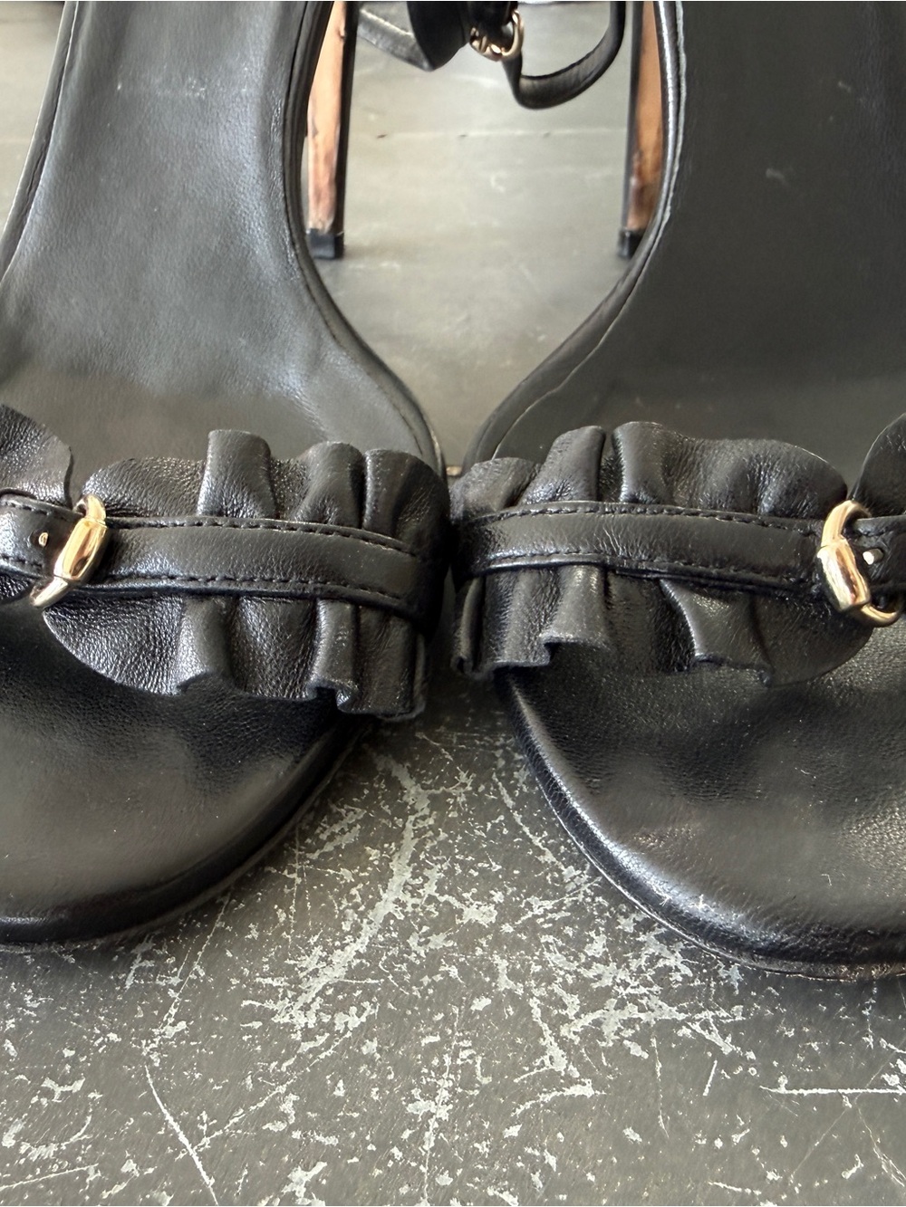 Gucci Black Leather Ruffle Strap Ankle-Tie Heels - Picture 2 of 5